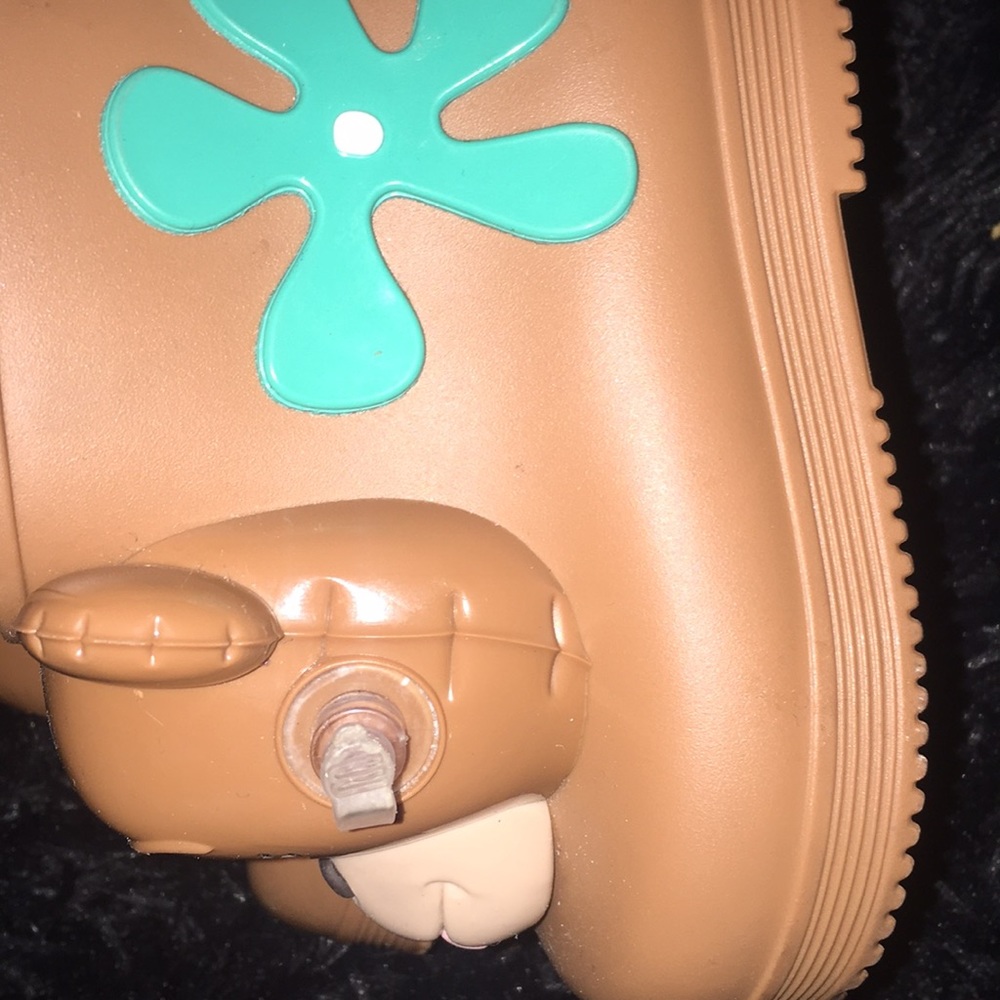 Mini Melissa’s - Picture 2 of 2